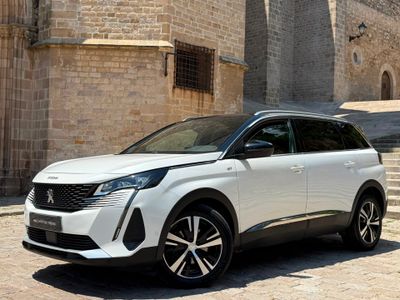 Peugeot 5008  GT Pack BlueHDi 130 S&S EAT8  2022 - de segunda mano en Barcelona