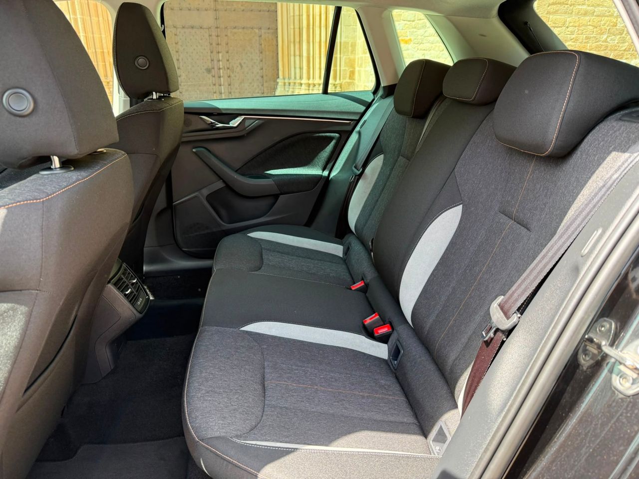 Skoda Kamiq 1.5 TSI 110 kW 2023 de segunda mano en Barcelona