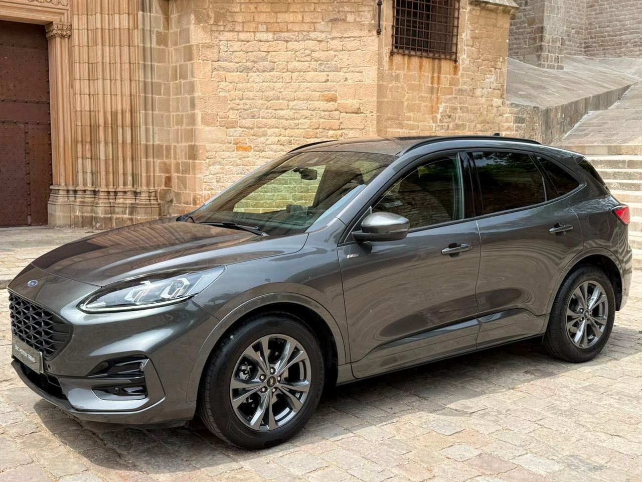 Ford Kuga ST-Line 2.0 EcoBlue 88 kW 2023 de segunda mano en Barcelona