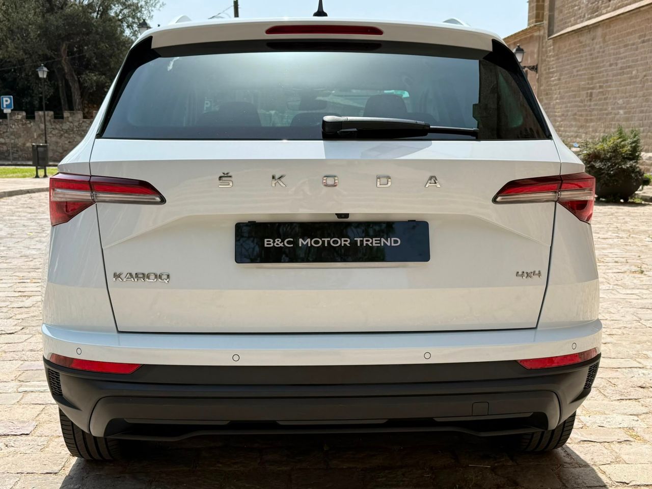 Skoda Karoq Ambition 2.0 TDI 110 kW 2022 de segunda mano en Barcelona