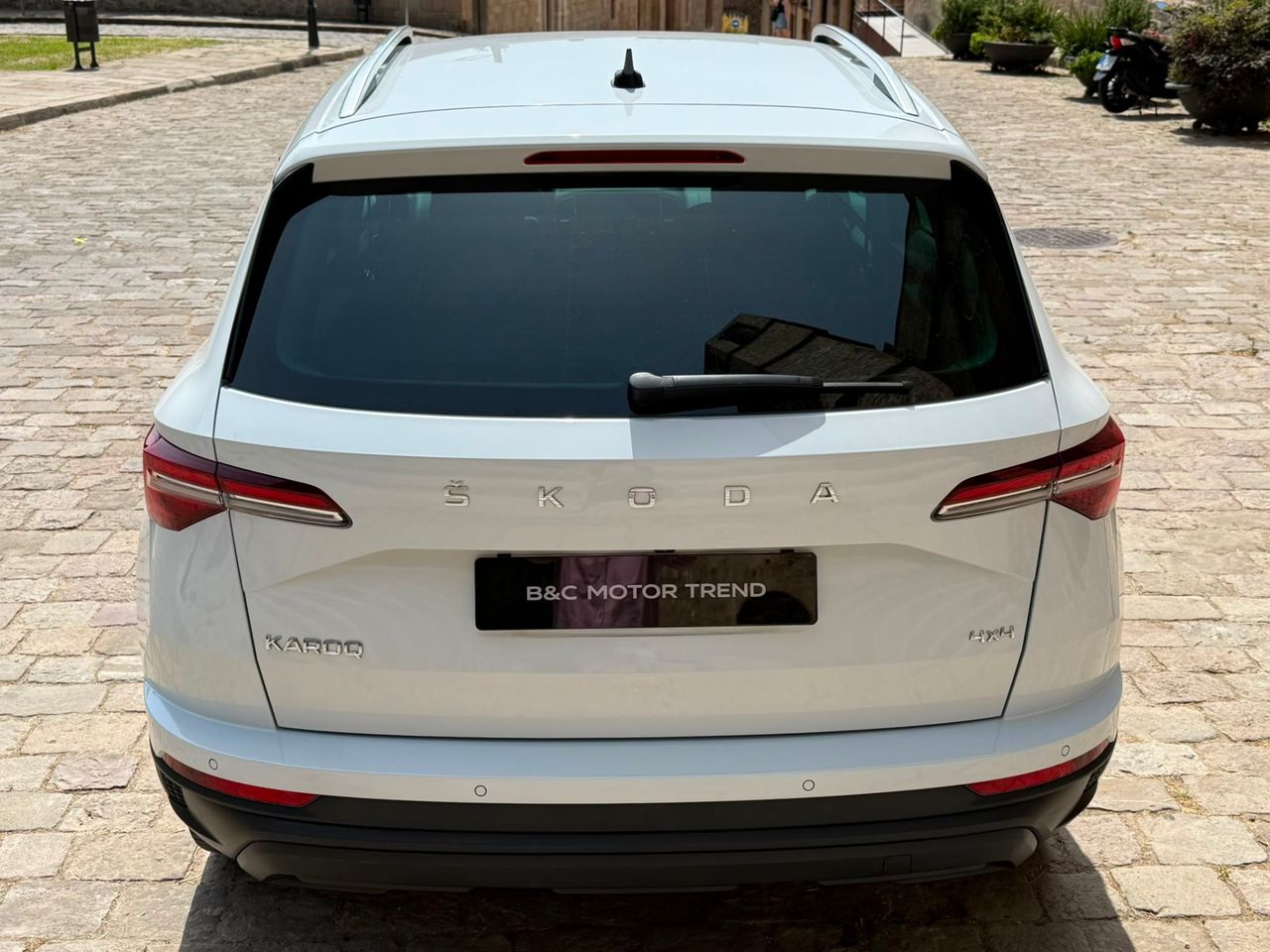 Skoda Karoq Ambition 2.0 TDI 110 kW 2022 de segunda mano en Barcelona