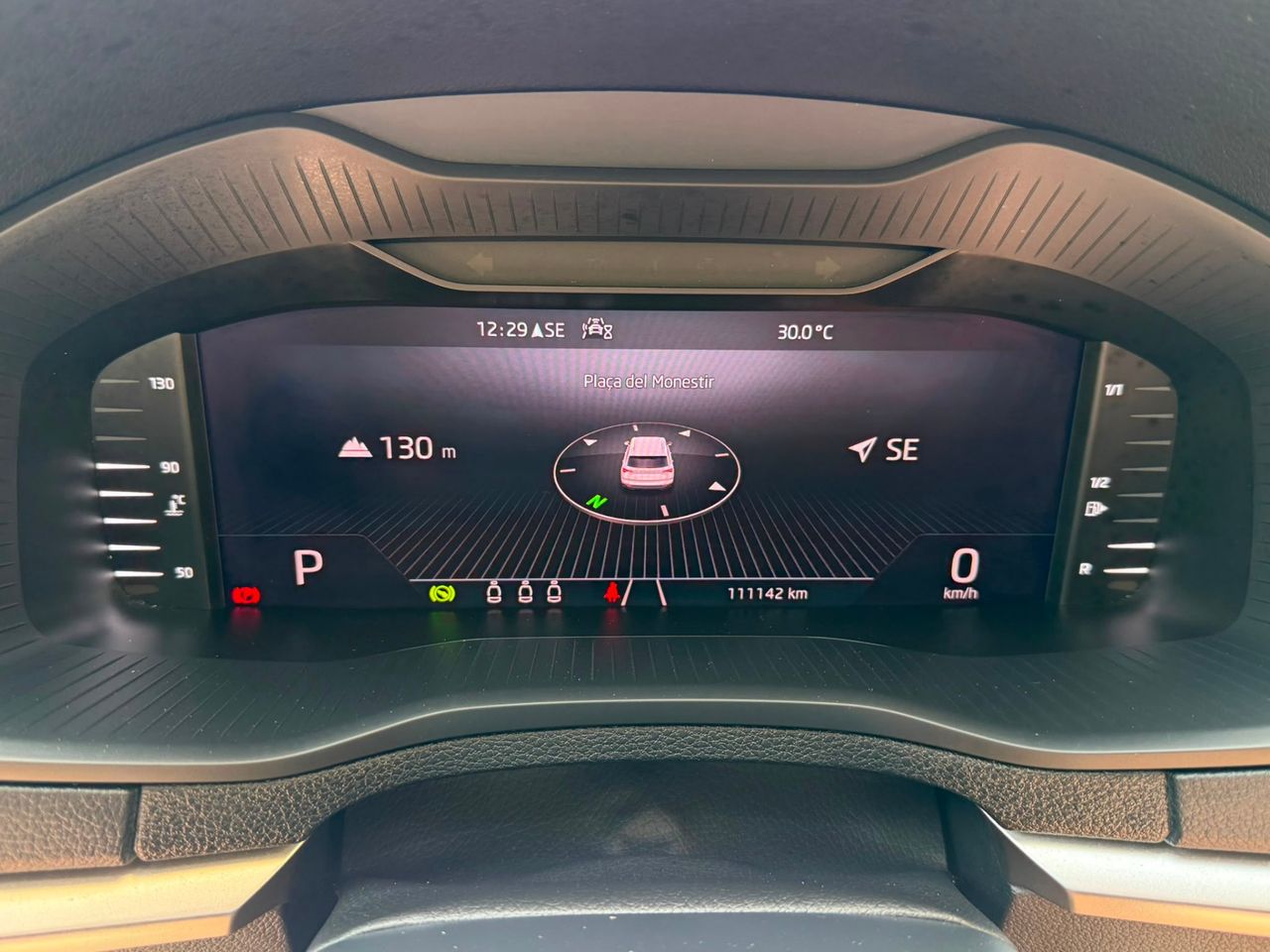 Skoda Karoq Ambition 2.0 TDI 110 kW 2022 de segunda mano en Barcelona
