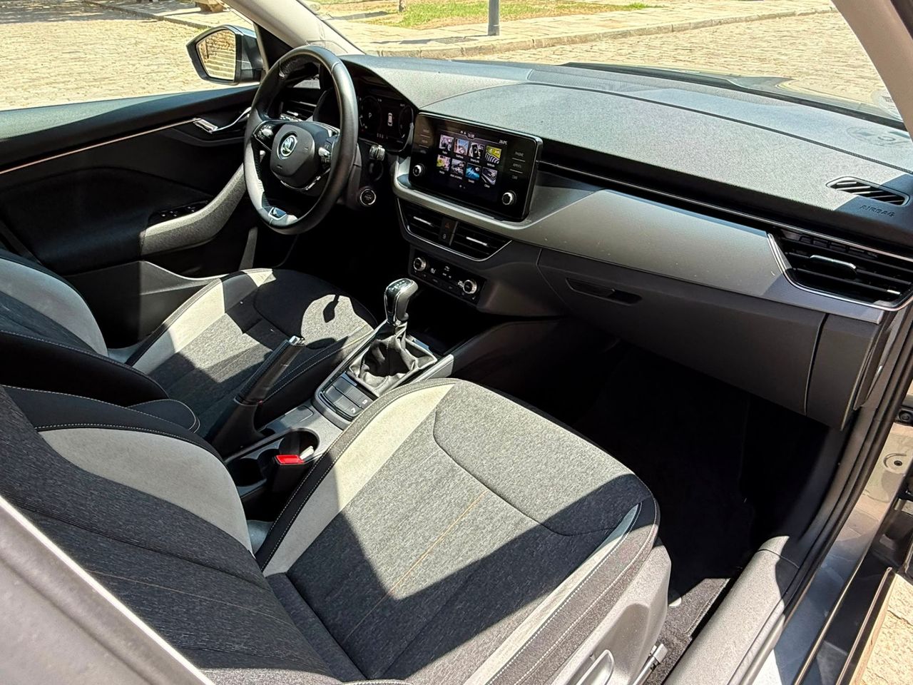 Skoda Kamiq 1.5 TSI 110 kW 2023 de segunda mano en Barcelona