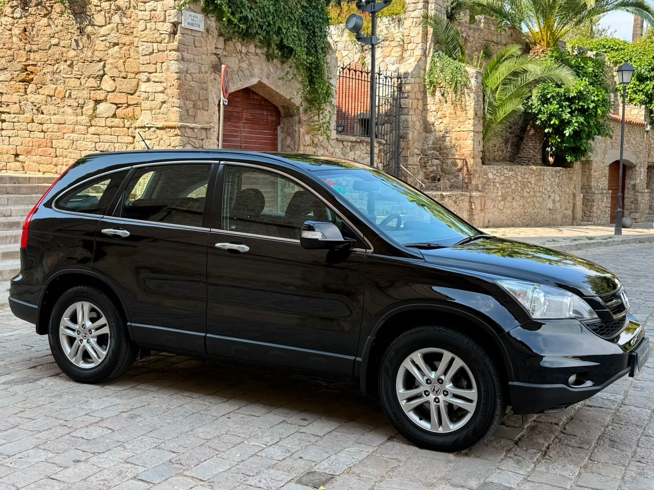 Honda CR-V 2.0 i-VTEC Elegance 2010 de segunda mano en Barcelona