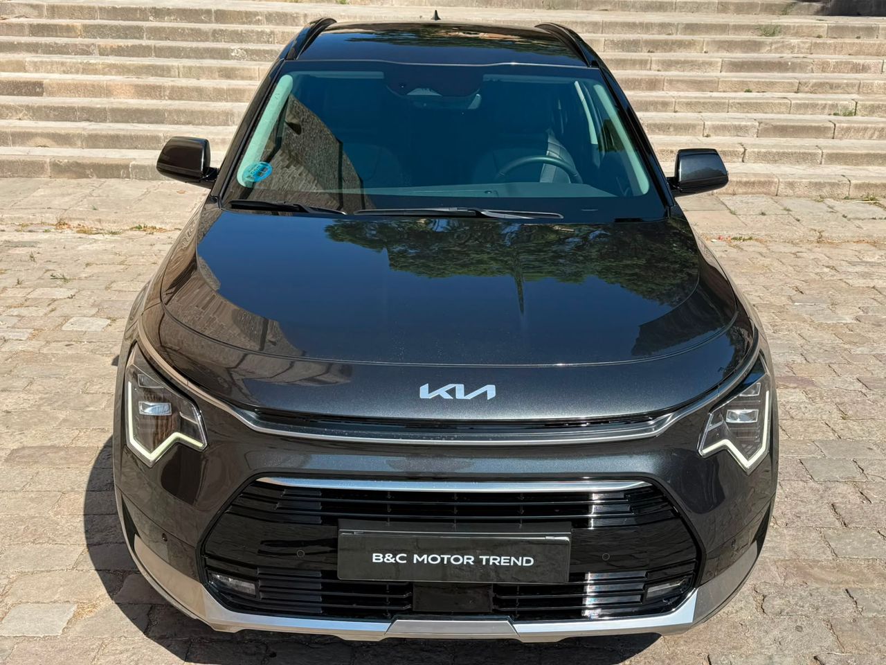 Kia Niro 1.6 GDi HEV 141 CV Emotion 2023 de segunda mano en Barcelona