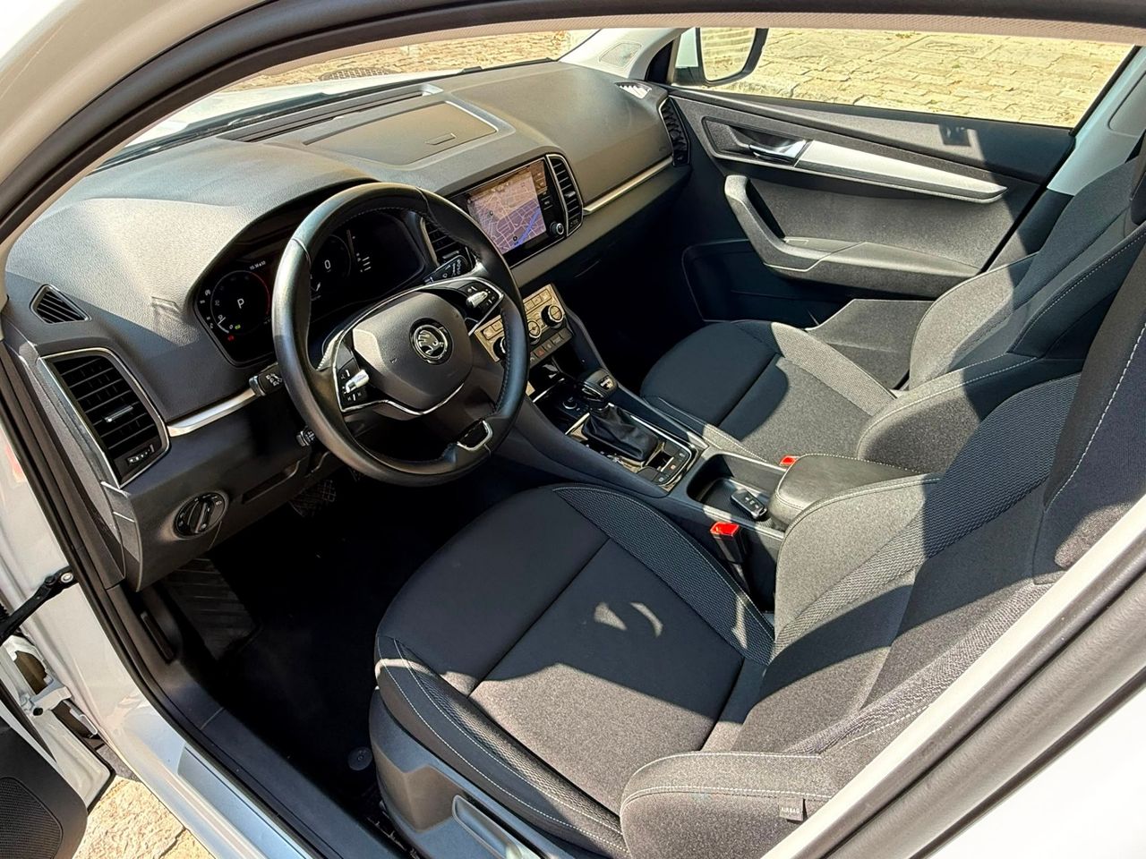 Skoda Karoq Ambition 2.0 TDI 110 kW 2022 de segunda mano en Barcelona