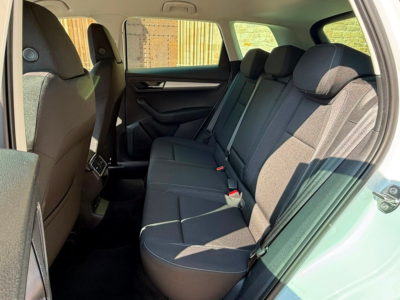 Skoda Karoq Ambition 2.0 TDI 110 kW 2022 de segunda mano en Barcelona