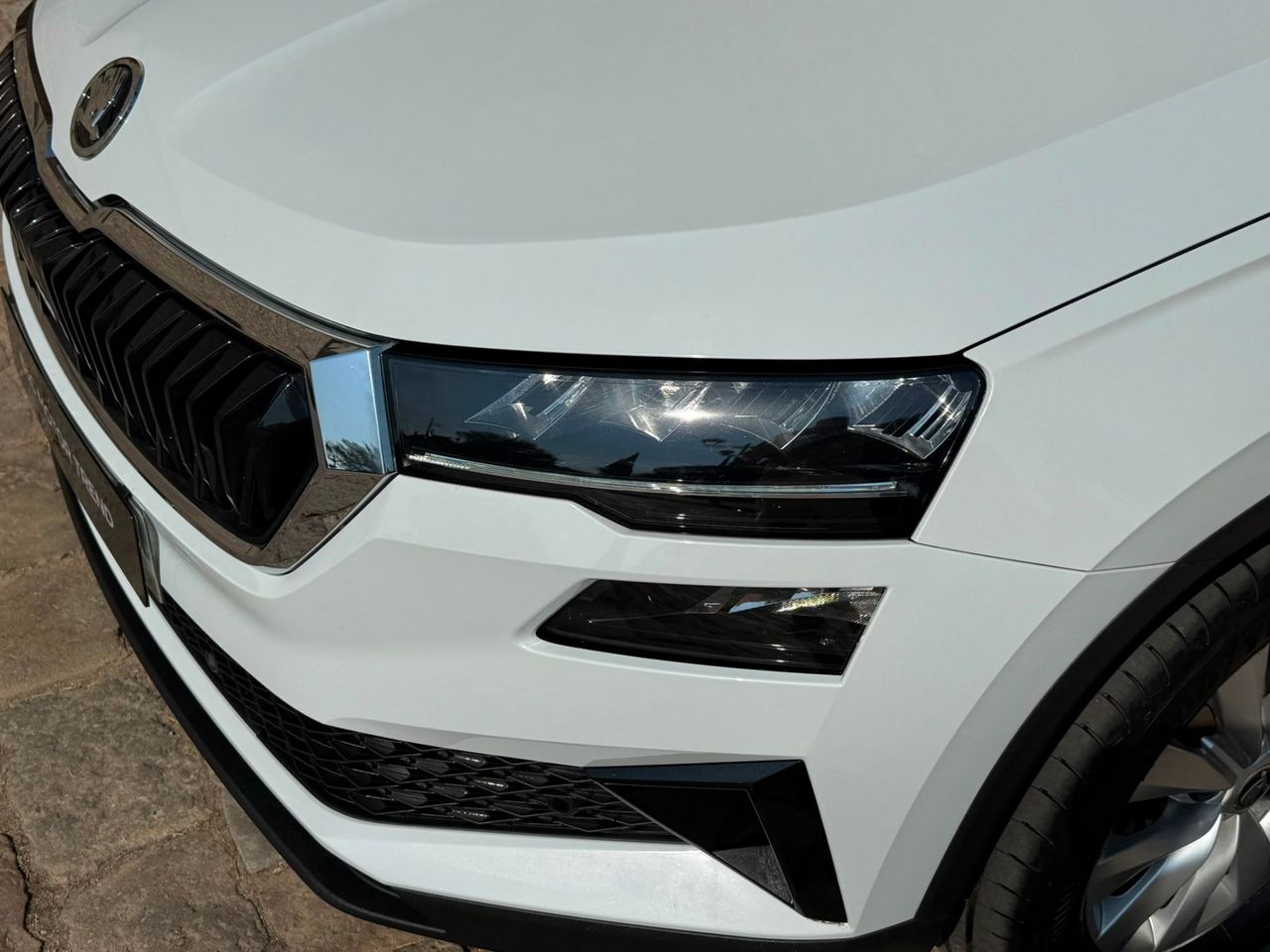 Skoda Karoq Ambition 2.0 TDI 110 kW 2022 de segunda mano en Barcelona