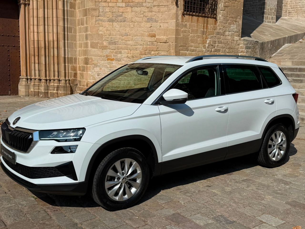 Skoda Karoq Ambition 2.0 TDI 110 kW 2022 de segunda mano en Barcelona