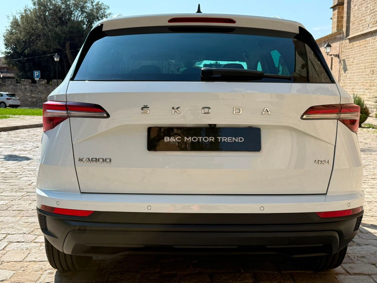 Skoda Karoq Ambition 2.0 TDI 110 kW 2022 de segunda mano en Barcelona