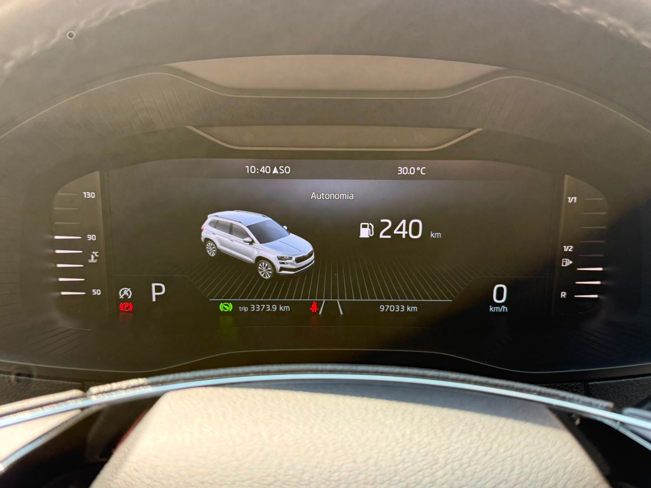 Skoda Karoq Ambition 2.0 TDI 110 kW 2022 de segunda mano en Barcelona
