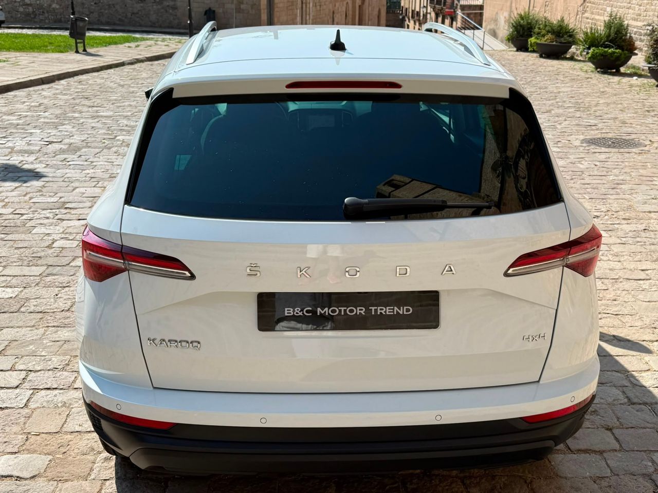 Skoda Karoq Ambition 2.0 TDI 110 kW 2022 de segunda mano en Barcelona