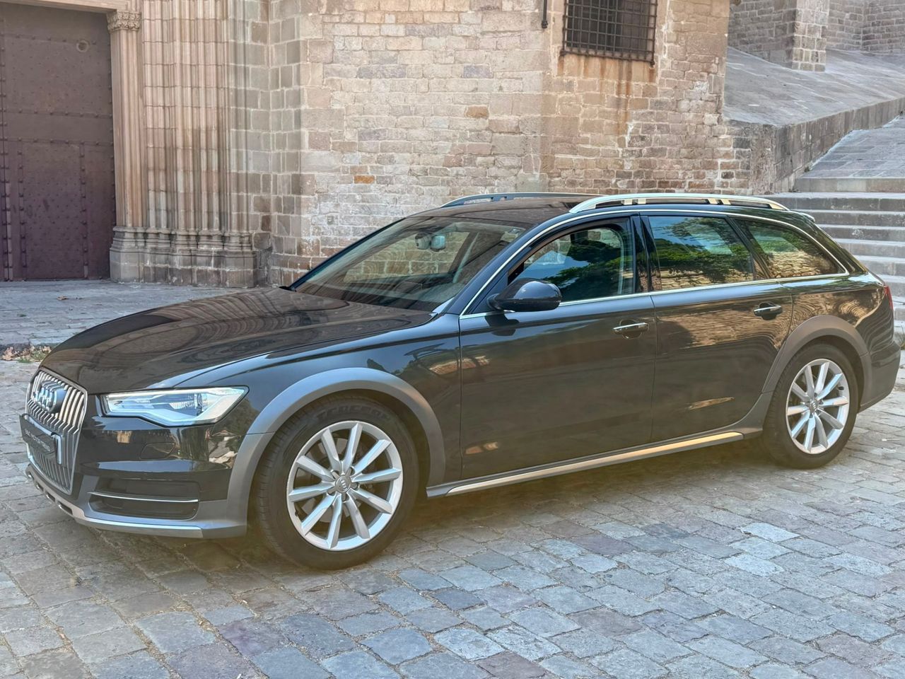 Audi A6 allroad 3.0 TDI 272 CV quattro S tronic 7 vel. Advanced Edition 2017 de segunda mano en Barcelona