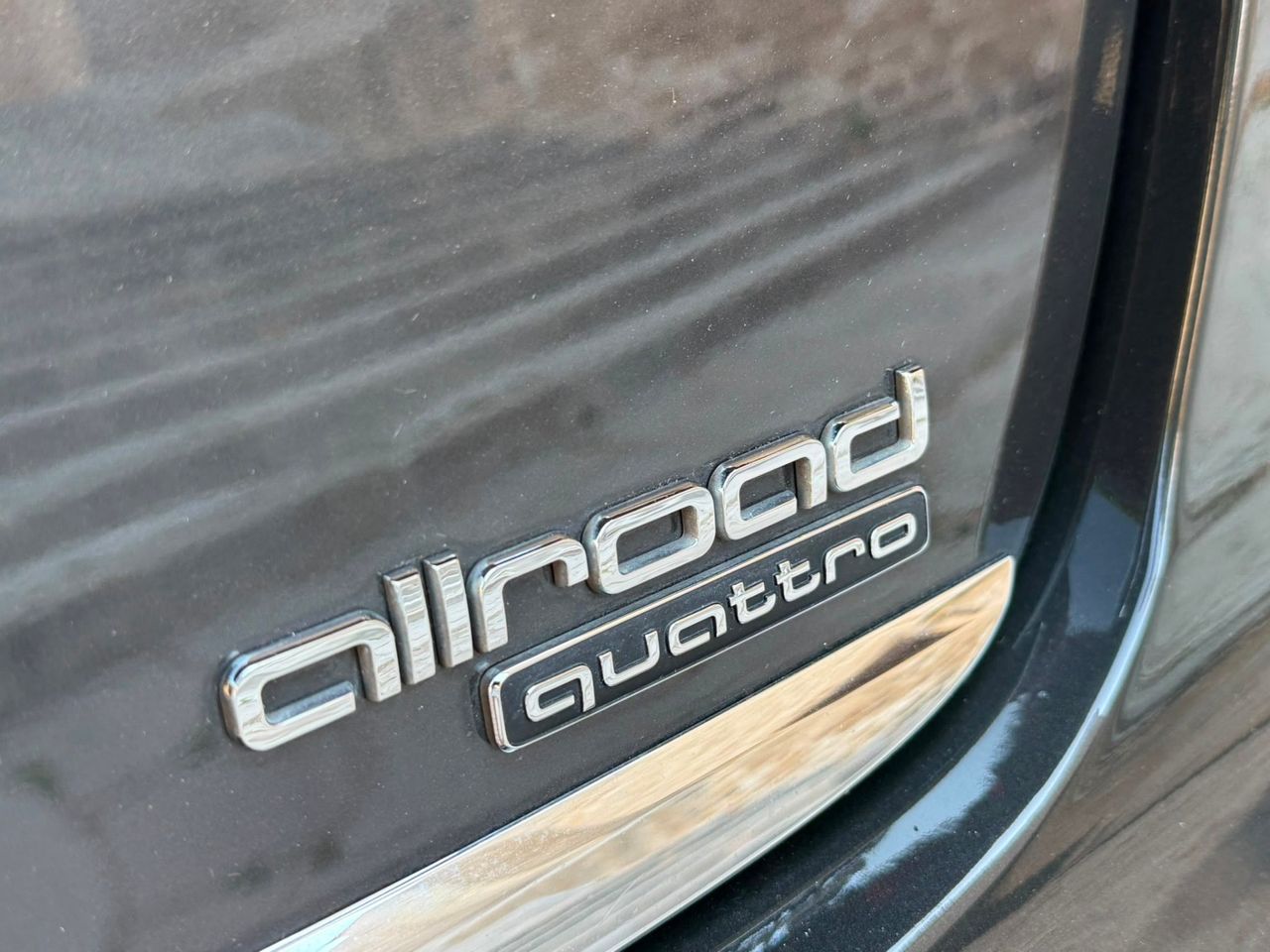 Audi A6 allroad 3.0 TDI 272 CV quattro S tronic 7 vel. Advanced Edition 2017 de segunda mano en Barcelona