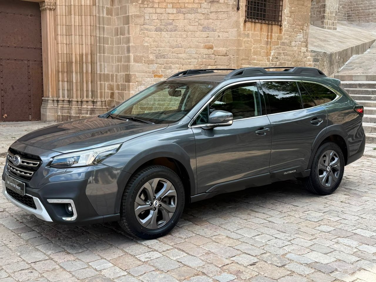 Subaru Outback 2.5i Trek 2021 de segunda mano en Barcelona