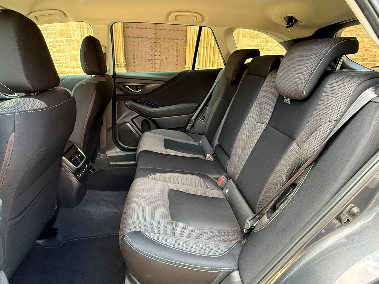 Subaru Outback 2.5i Trek 2021 de segunda mano en Barcelona