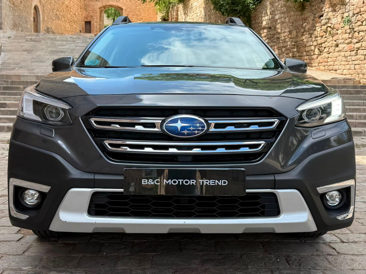 Subaru Outback 2.5i Trek 2021 de segunda mano en Barcelona
