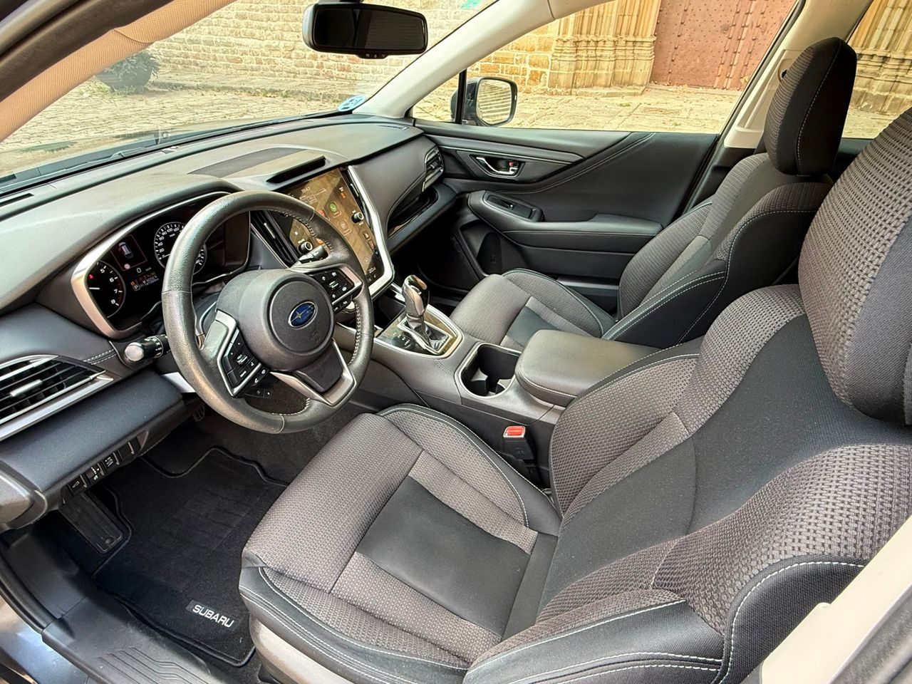 Subaru Outback 2.5i Trek 2021 de segunda mano en Barcelona