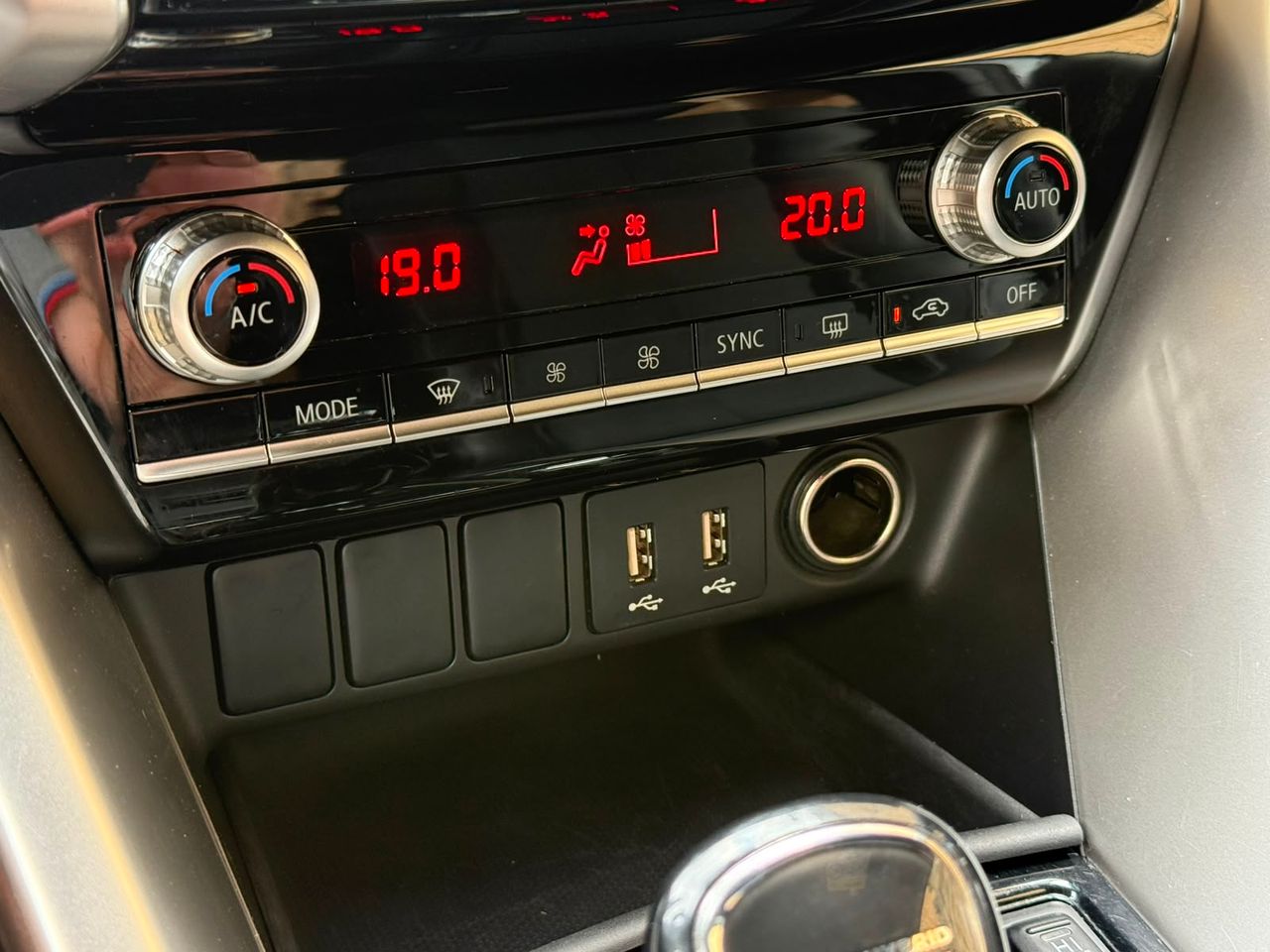 Mitsubishi Eclipse Cross PHEV Kaiteki 4WD 2024 de segunda mano en Barcelona