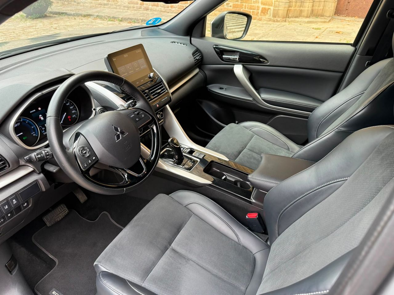 Mitsubishi Eclipse Cross PHEV Kaiteki 4WD 2024 de segunda mano en Barcelona