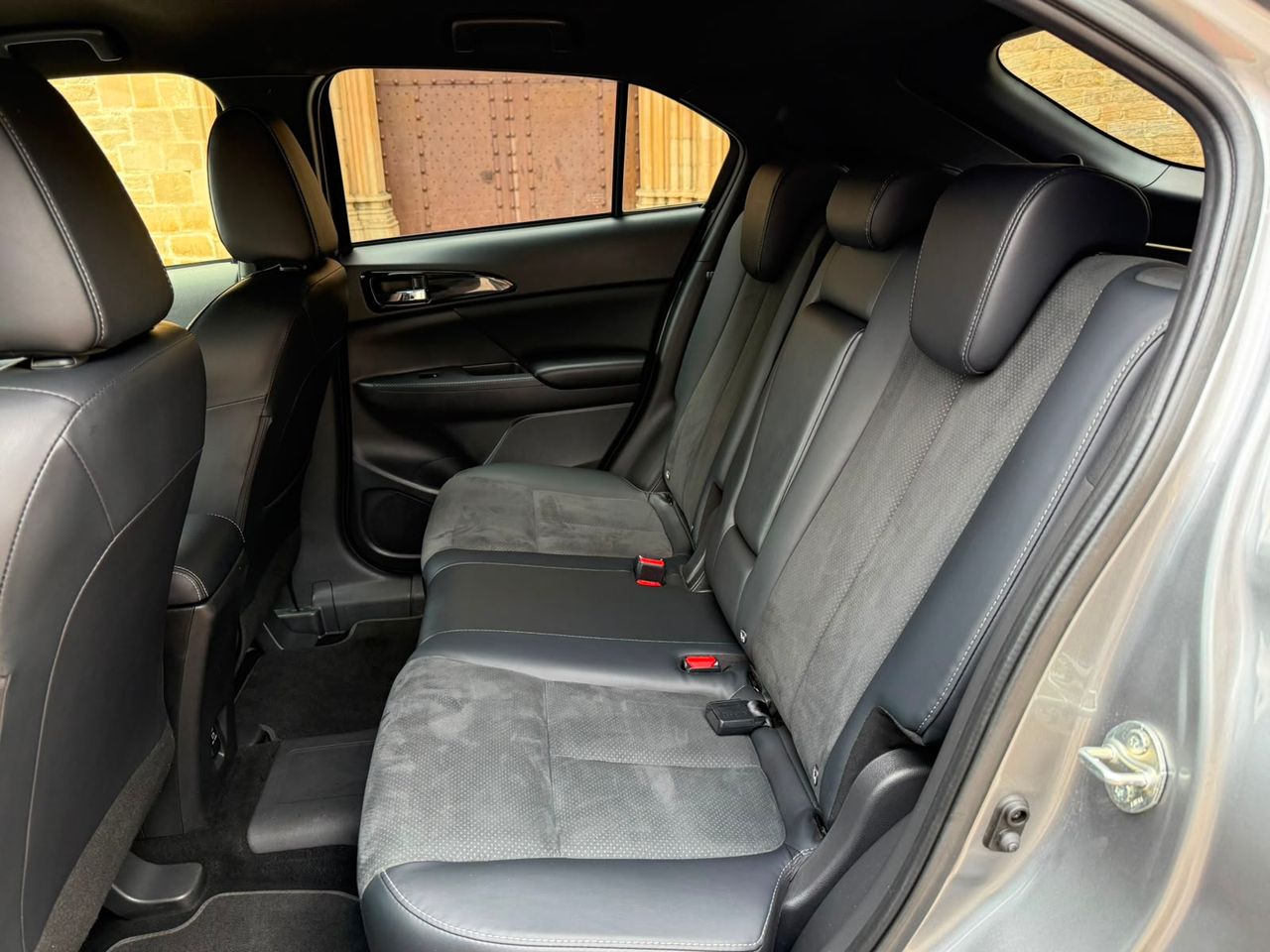 Mitsubishi Eclipse Cross PHEV Kaiteki 4WD 2024 de segunda mano en Barcelona