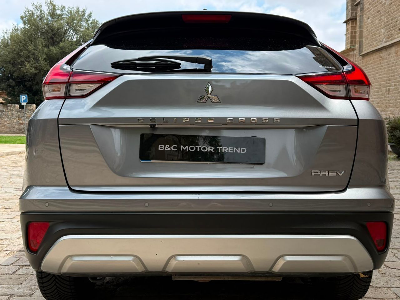 Mitsubishi Eclipse Cross PHEV Kaiteki 4WD 2024 de segunda mano en Barcelona
