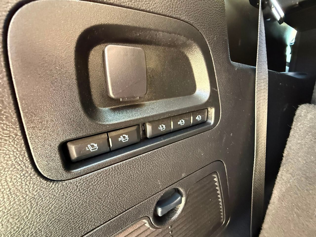 Ford S Max Titanium 2.5 FHEV 140 kW 2022 de segunda mano en Barcelona