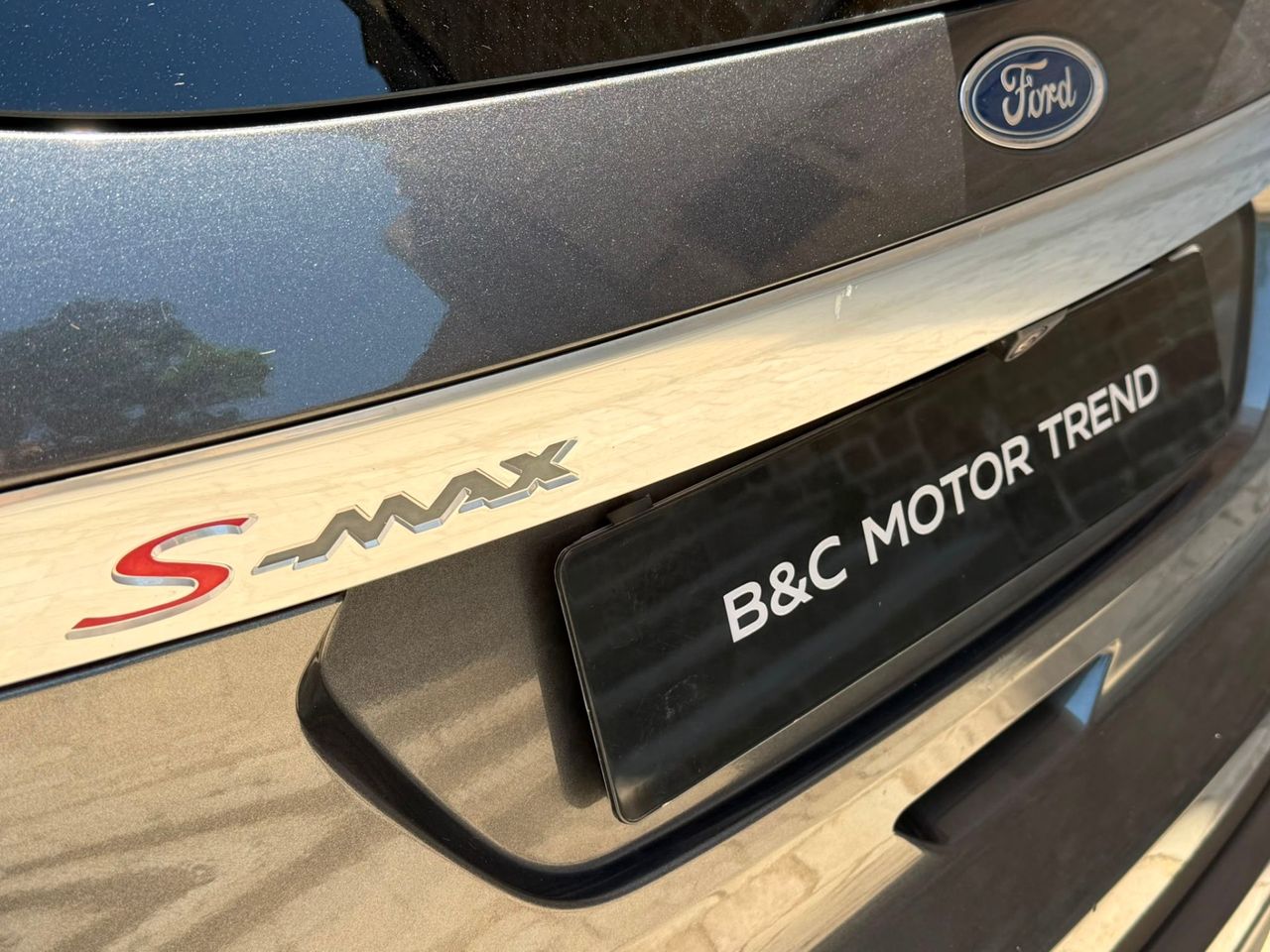 Ford S Max Titanium 2.5 FHEV 140 kW 2022 de segunda mano en Barcelona