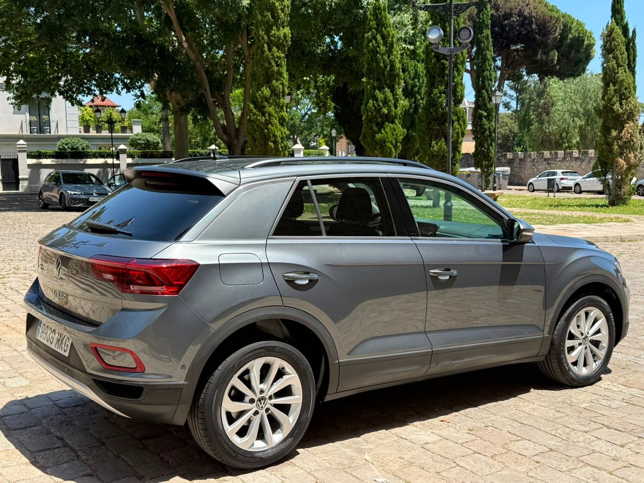 Volkswagen T-Roc Life 2.0 TDI 110 kW 2023 de segunda mano en Barcelona