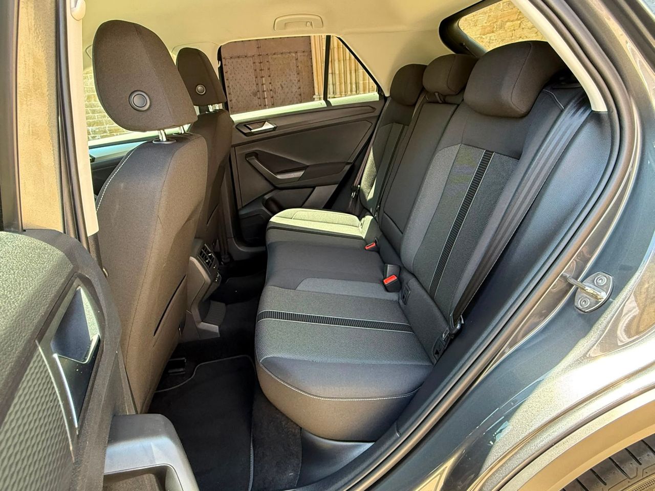 Volkswagen T-Roc Life 2.0 TDI 110 kW 2023 de segunda mano en Barcelona