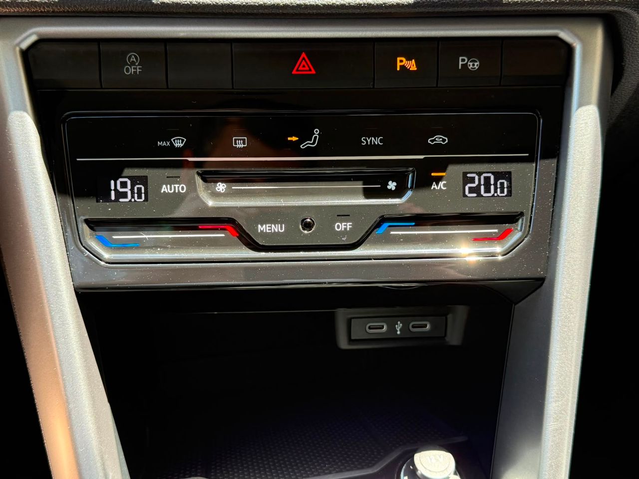 Volkswagen T-Roc Life 2.0 TDI 110 kW 2023 de segunda mano en Barcelona