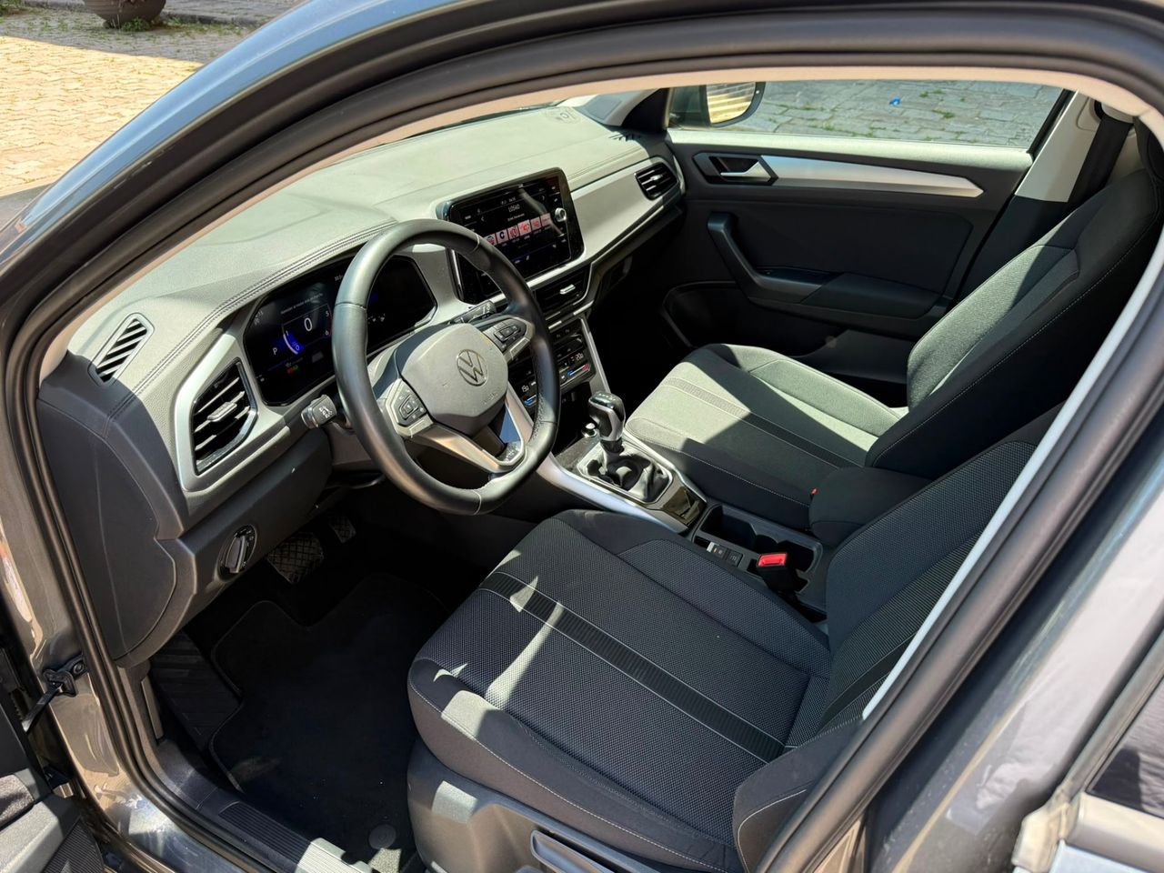 Volkswagen T-Roc Life 2.0 TDI 110 kW 2023 de segunda mano en Barcelona