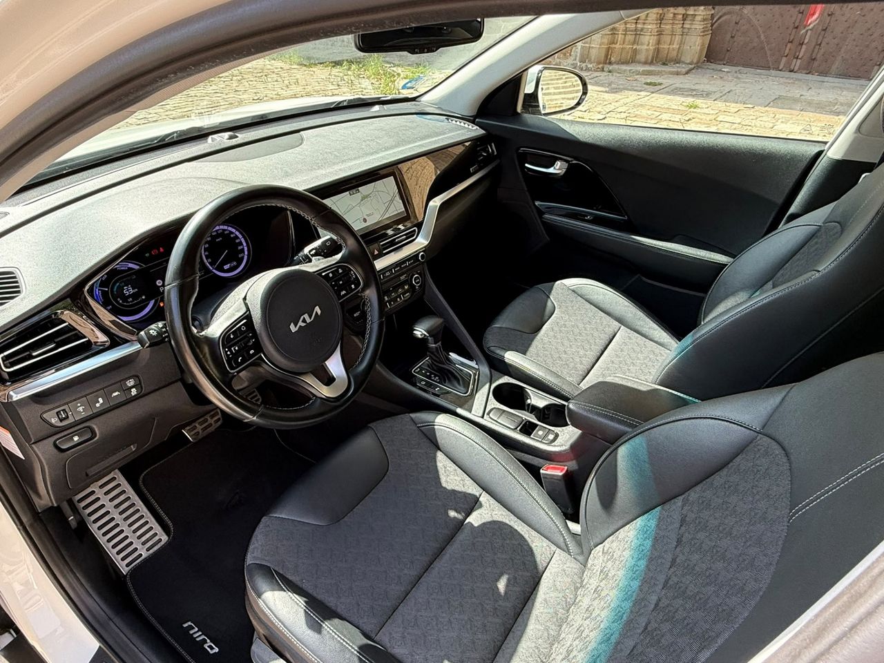 Kia Niro 1.6 GDi HEV 141 CV Emotion 2022 de segunda mano en Barcelona