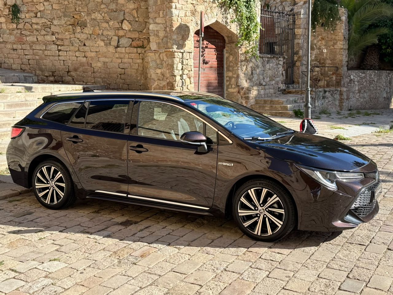 Toyota Corolla Touring Sports 125H Style 2021 de segunda mano en Barcelona