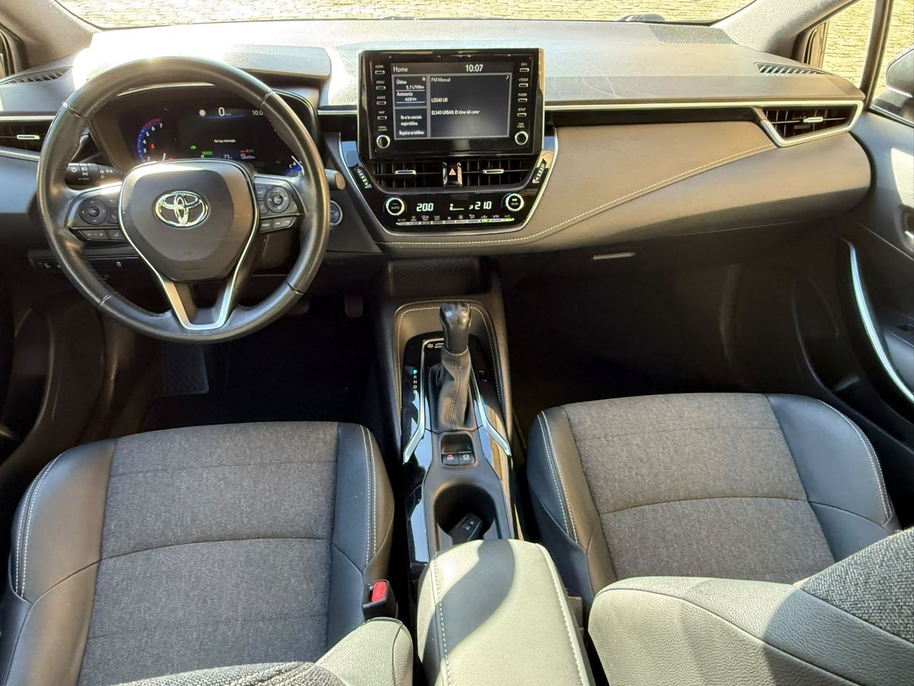 Toyota Corolla Touring Sports 125H Style 2021 de segunda mano en Barcelona