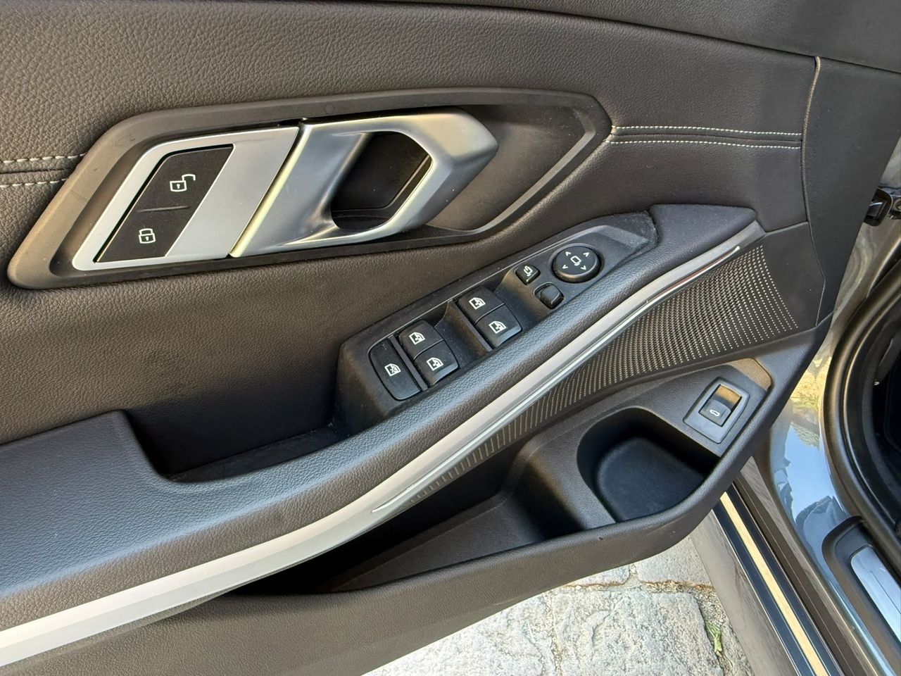 BMW Serie 3 320d Touring 2022 de segunda mano en Barcelona