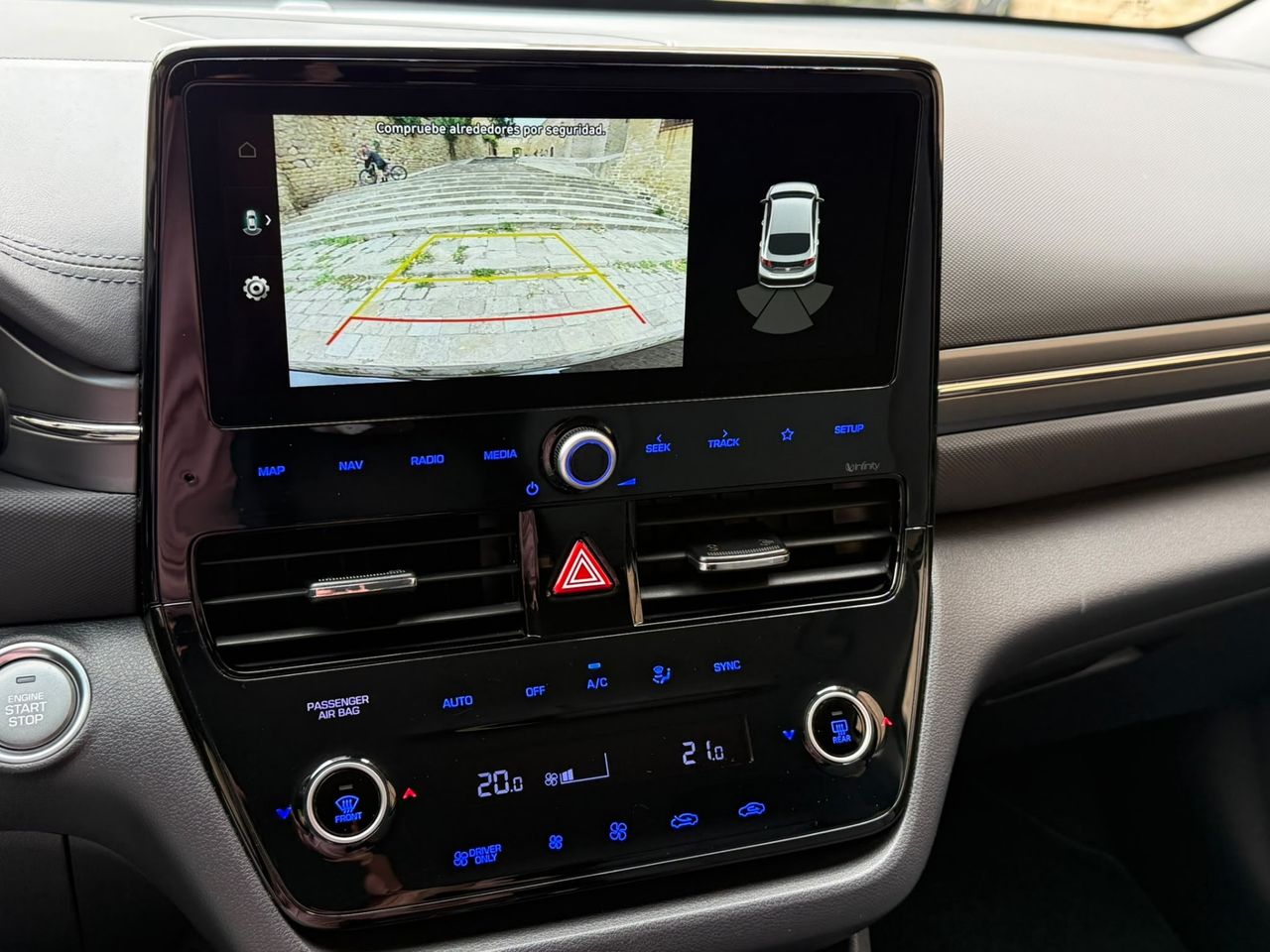 Hyundai IONIQ Híbrido 1.6 GDI 104 kW 2022 de segunda mano en Barcelona