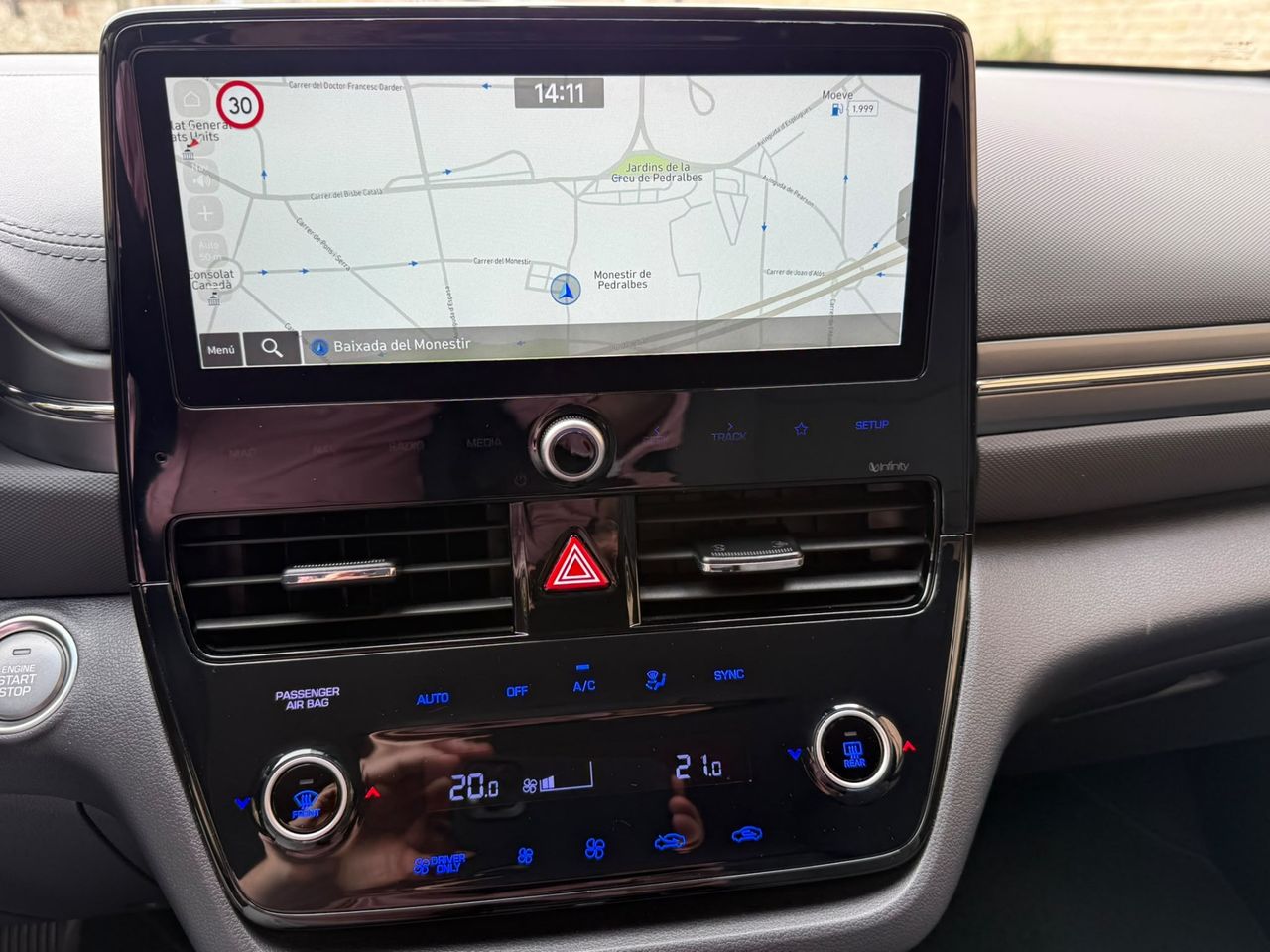 Hyundai IONIQ Híbrido 1.6 GDI 104 kW 2022 de segunda mano en Barcelona