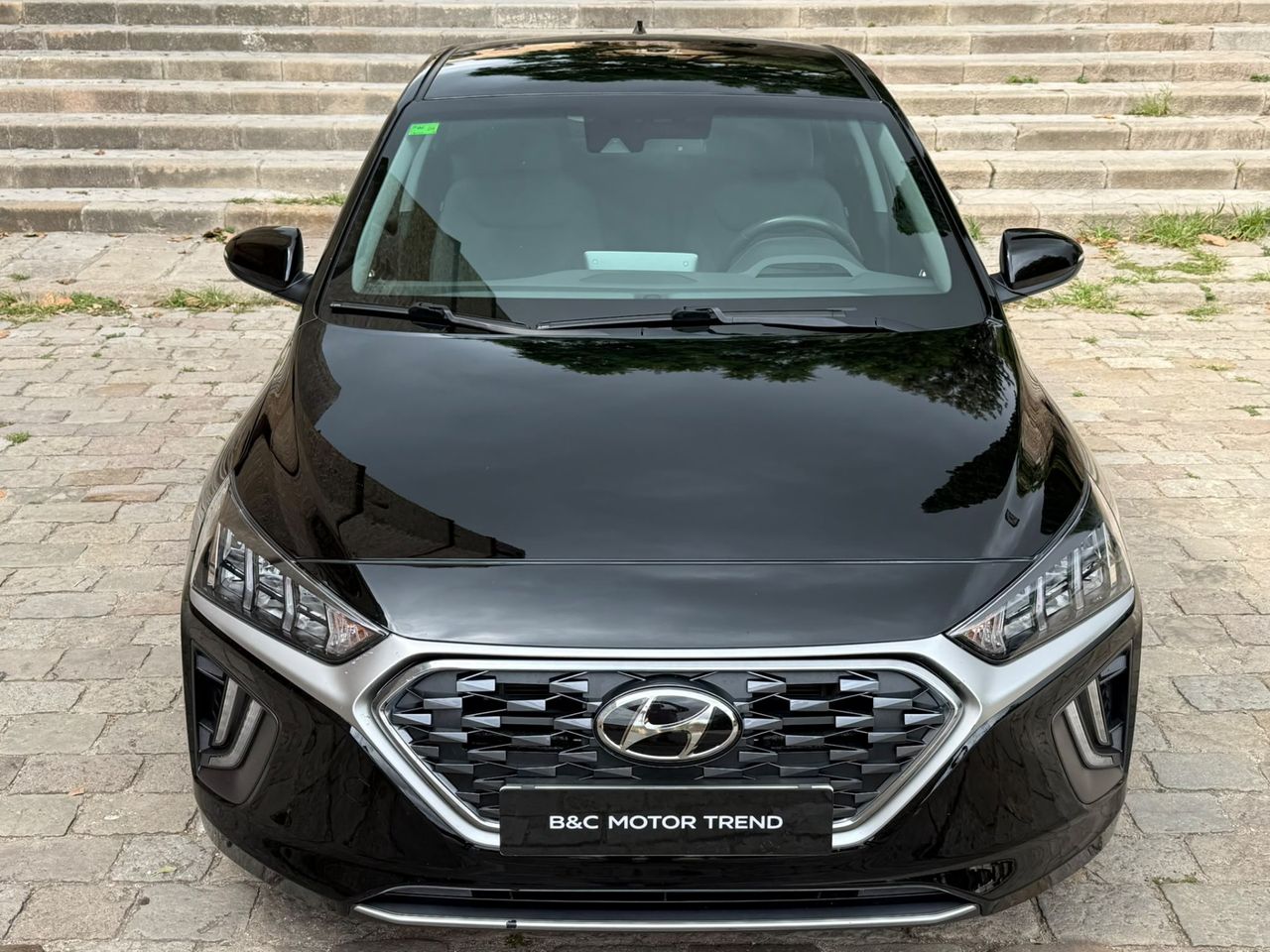 Hyundai IONIQ Híbrido 1.6 GDI 104 kW 2022 de segunda mano en Barcelona