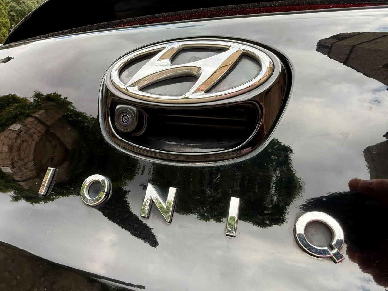 Hyundai IONIQ Híbrido 1.6 GDI 104 kW 2022 de segunda mano en Barcelona