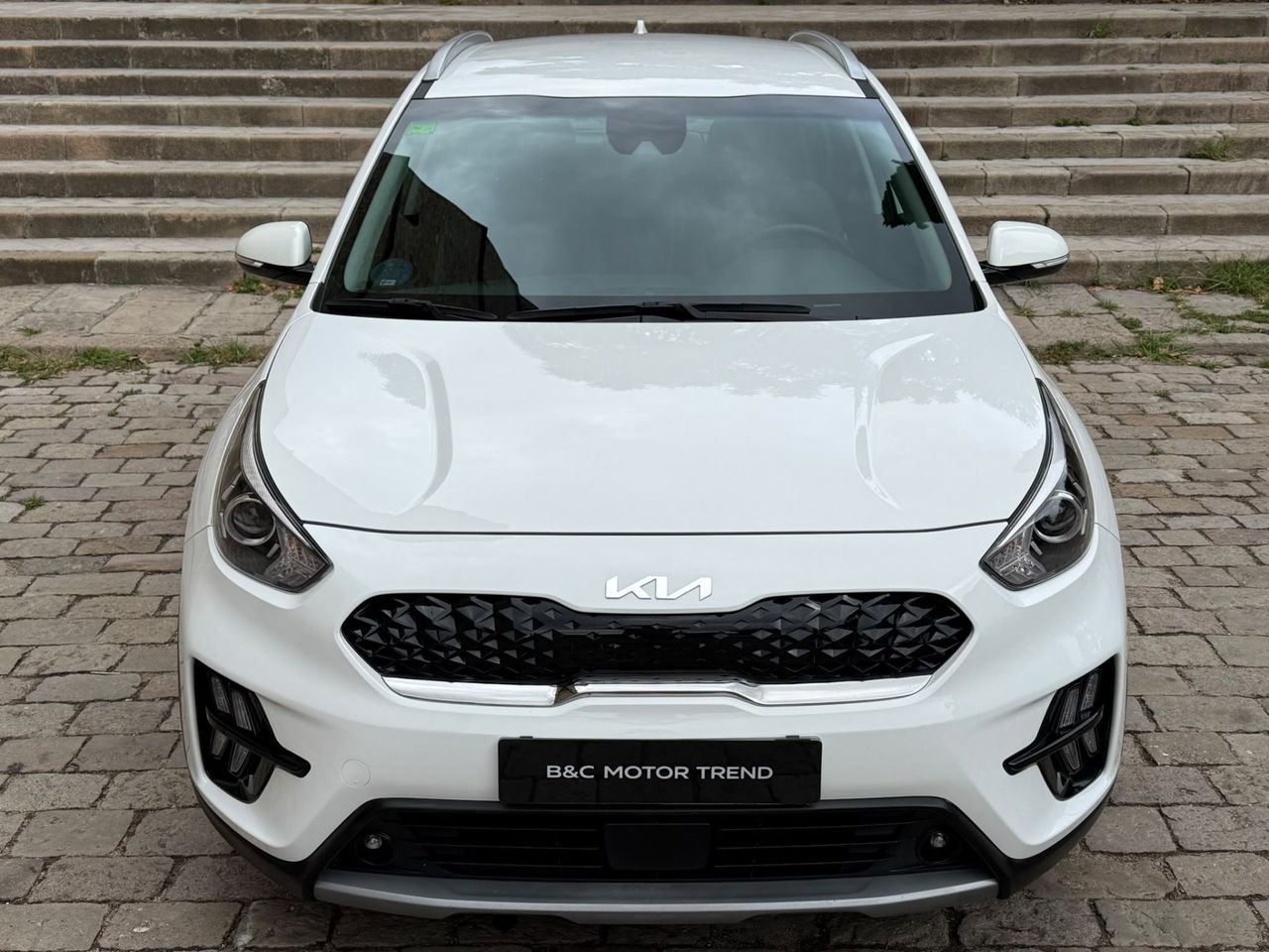 Kia Niro 1.6 GDi HEV 141 CV Drive 2022 de segunda mano en Barcelona