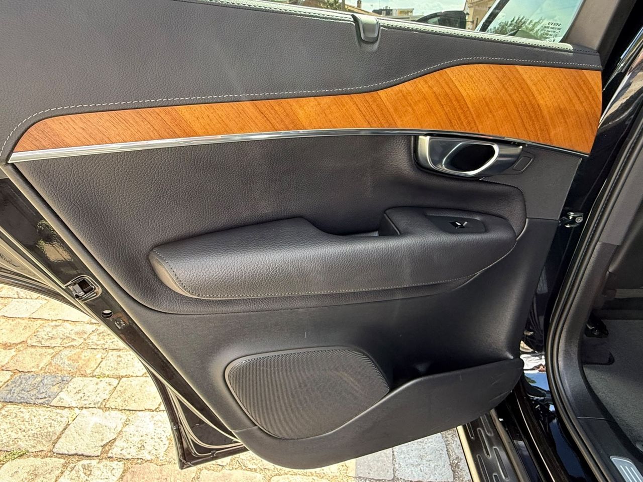 Volvo XC90 B5 Diesel Inscription AWD 2021 de segunda mano en Barcelona