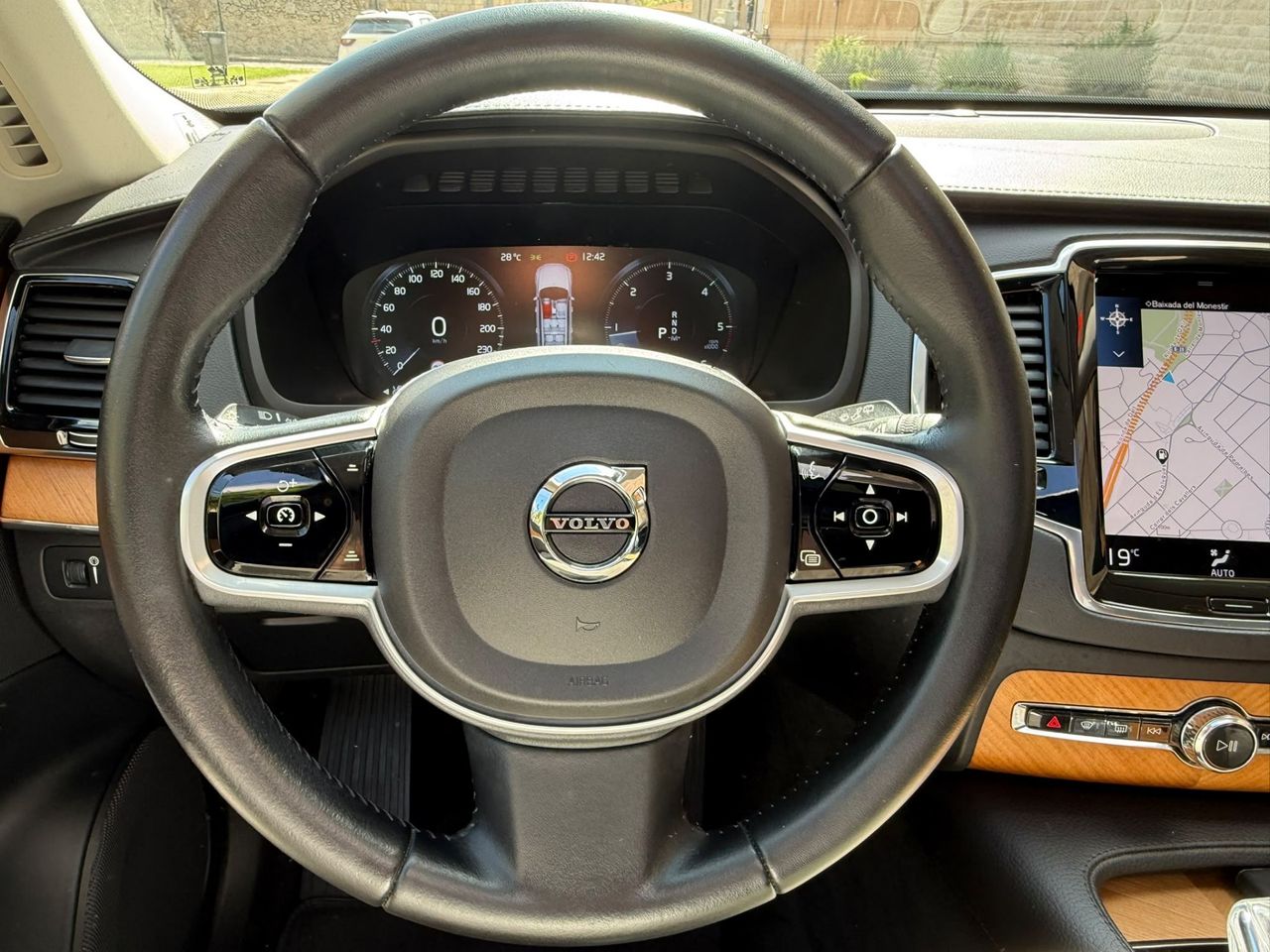 Volvo XC90 B5 Diesel Inscription AWD 2021 de segunda mano en Barcelona