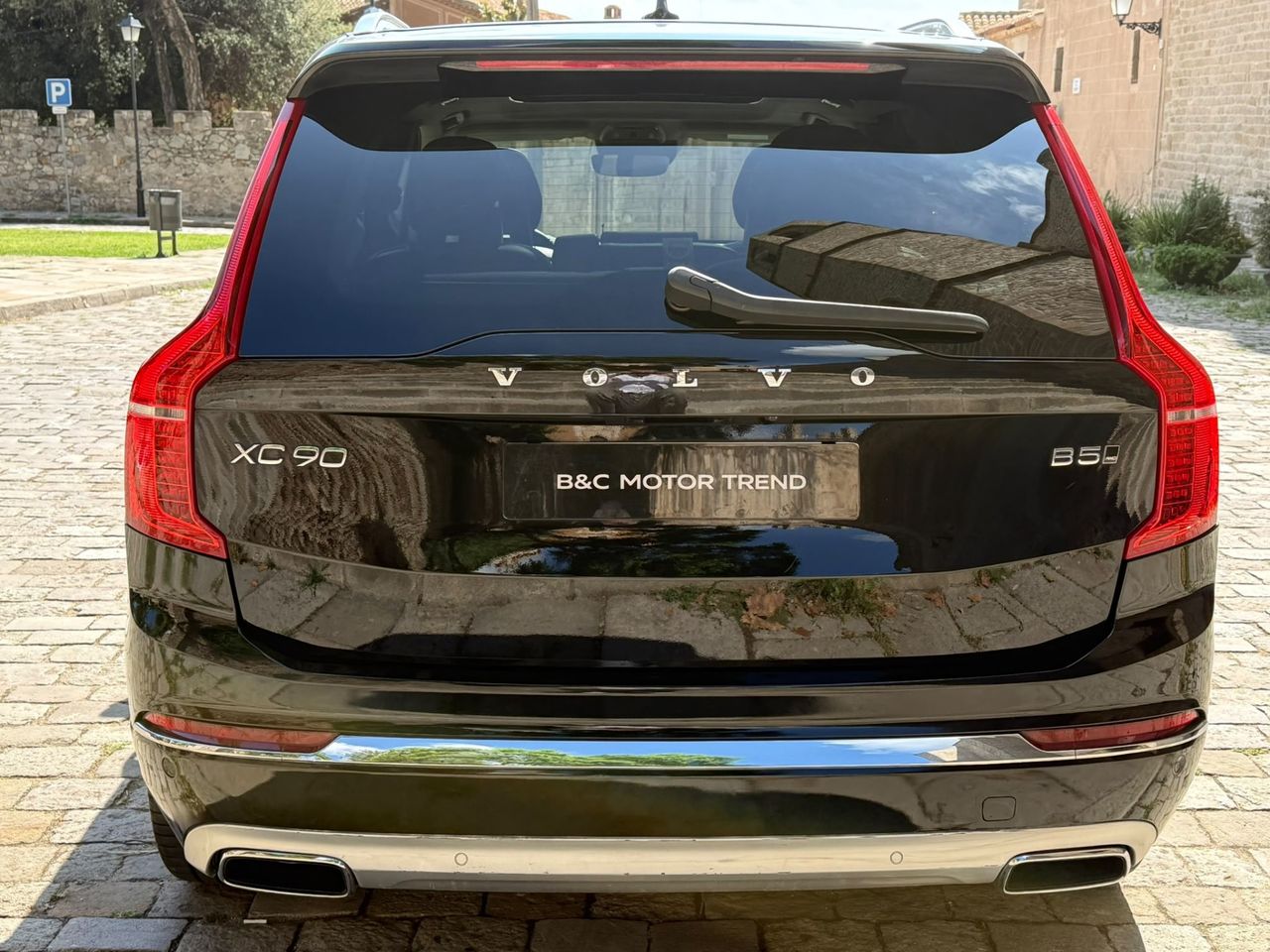 Volvo XC90 B5 Diesel Inscription AWD 2021 de segunda mano en Barcelona