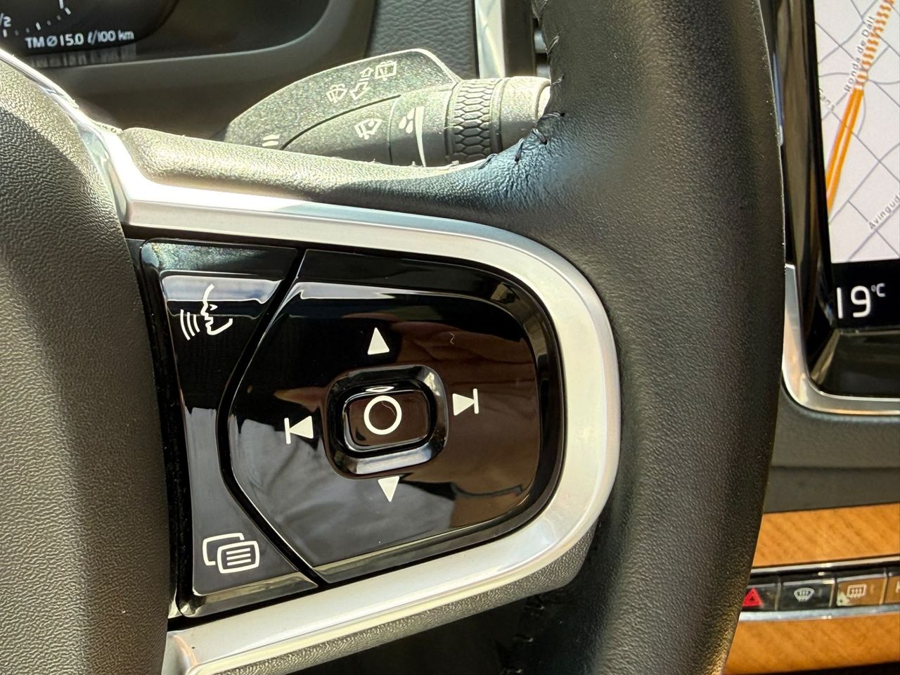 Volvo XC90 B5 Diesel Inscription AWD 2021 de segunda mano en Barcelona
