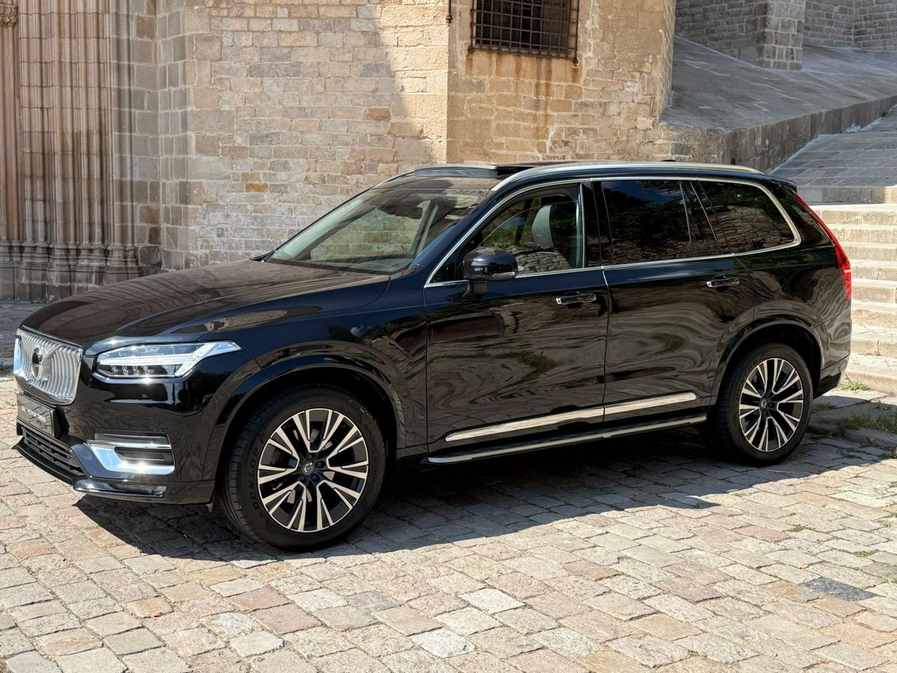 Volvo XC90 B5 Diesel Inscription AWD 2021 de segunda mano en Barcelona