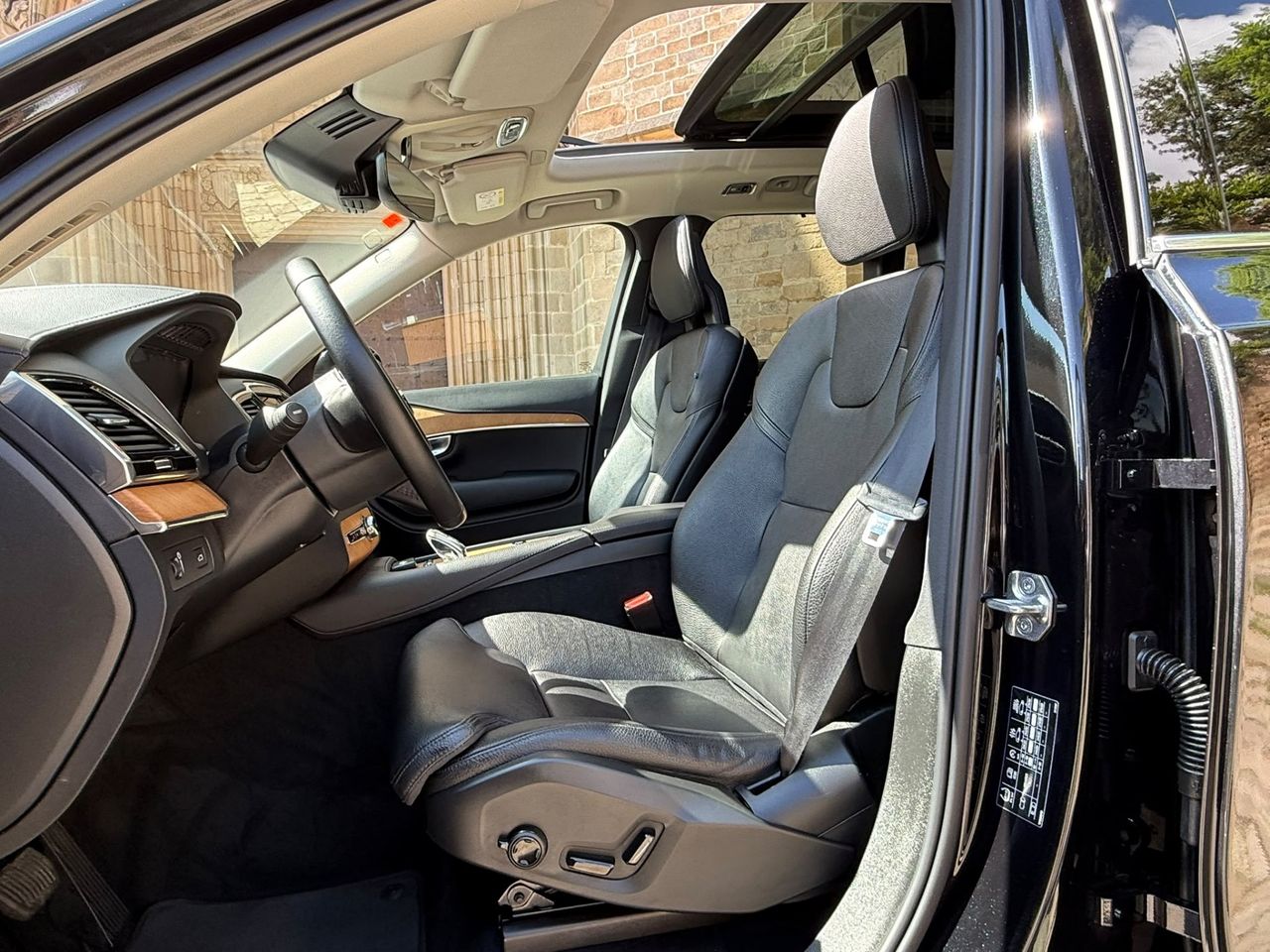 Volvo XC90 B5 Diesel Inscription AWD 2021 de segunda mano en Barcelona