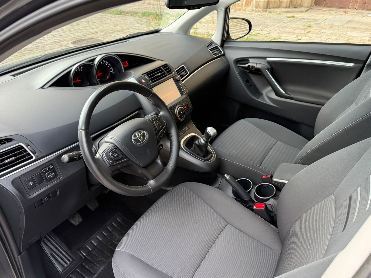 Toyota Verso 130 Advance 7 plazas 2017 de segunda mano en Barcelona