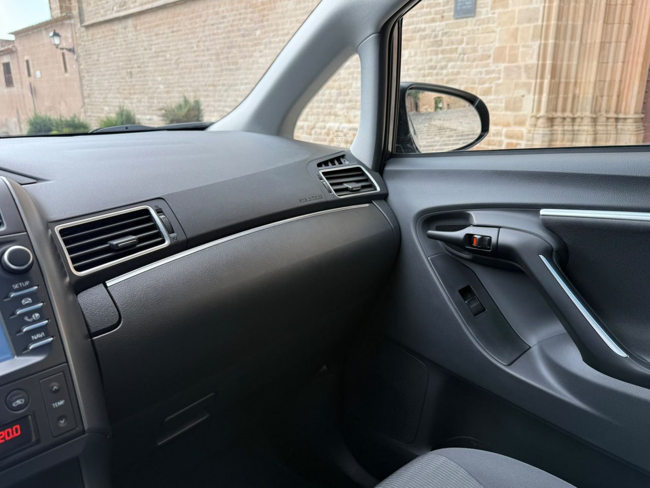 Toyota Verso 130 Advance 7 plazas 2017 de segunda mano en Barcelona