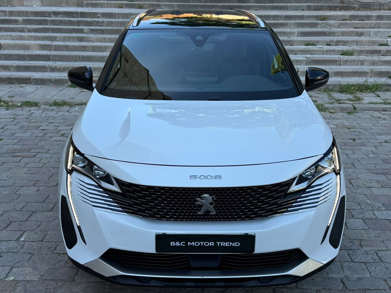 Peugeot 5008 GT BlueHDi 130 EAT8 2022 de segunda mano en Barcelona